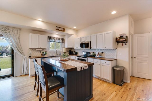 9509 Bur Oak Lane, Colorado Springs, CO 80925