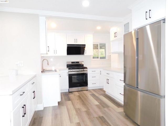 15976 Carolyn St, San Leandro, CA 94578