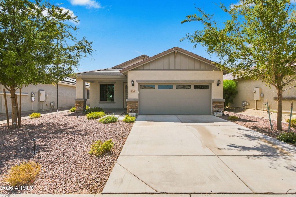 17941 W Tina Lane, Surprise, AZ 85387 — exterior