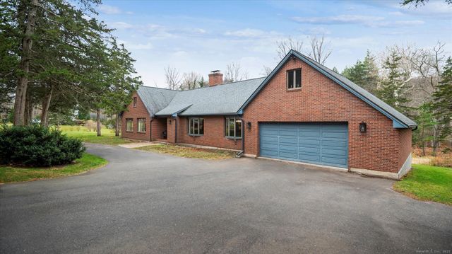 63 Duncaster Road, Bloomfield, CT 06002