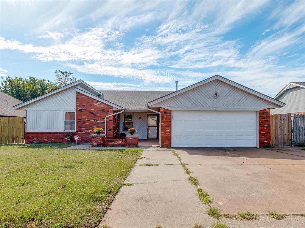 1200 NE 5th Street, Moore, OK 73160