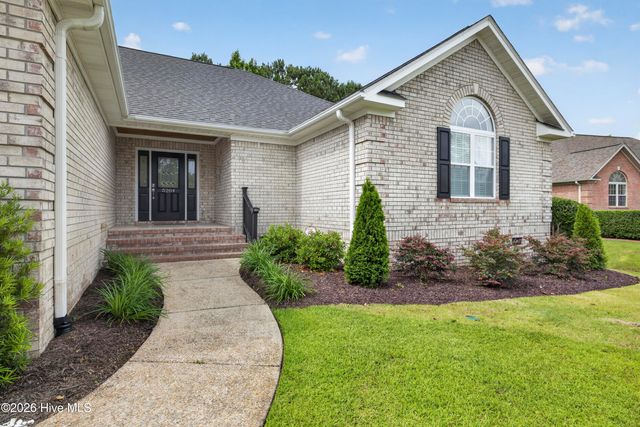 5204 Treybrooke Drive, Wilmington, NC 28409