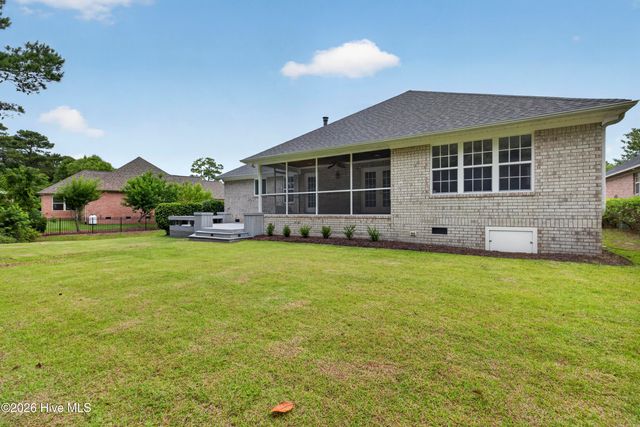 5204 Treybrooke Drive, Wilmington, NC 28409