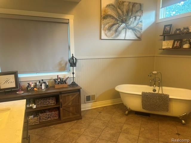 1510 Milford Hills Drive, Milford, MI 48381