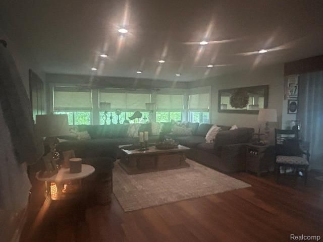1510 Milford Hills Drive, Milford, MI 48381