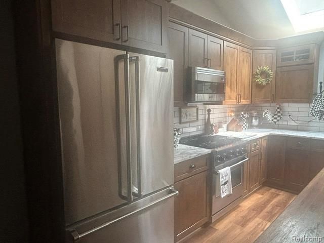 1510 Milford Hills Drive, Milford, MI 48381