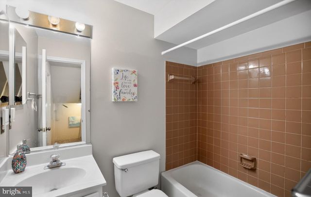 6065 ESTATES DR, Alexandria, VA 22310