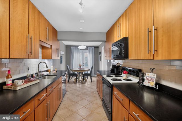 6065 ESTATES DR, Alexandria, VA 22310