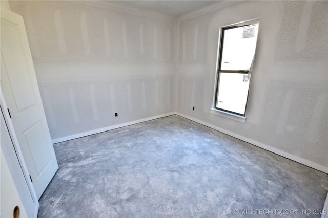 18864 W Hunters Court, Park Hill, OK 74451