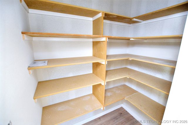 18864 W Hunters Court, Park Hill, OK 74451