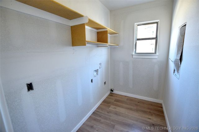 18864 W Hunters Court, Park Hill, OK 74451