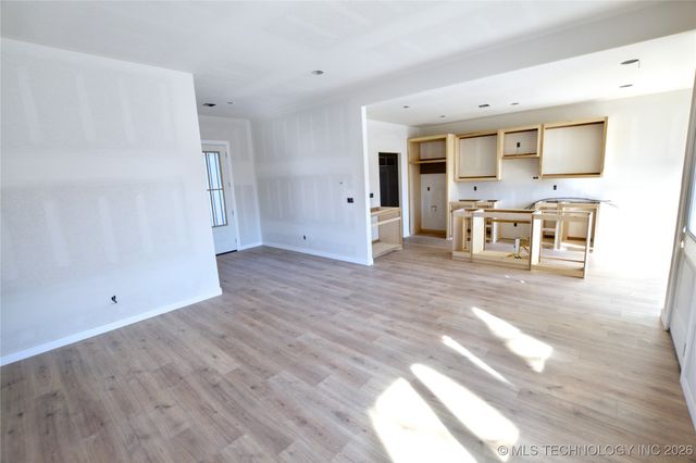 18864 W Hunters Court, Park Hill, OK 74451