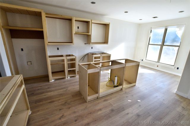 18864 W Hunters Court, Park Hill, OK 74451