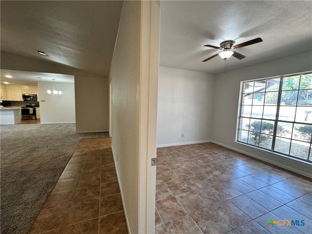 513 E 27th Avenue, Belton, TX 76513
