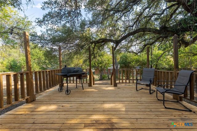513 E 27th Avenue, Belton, TX 76513
