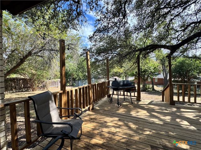 513 E 27th Avenue, Belton, TX 76513
