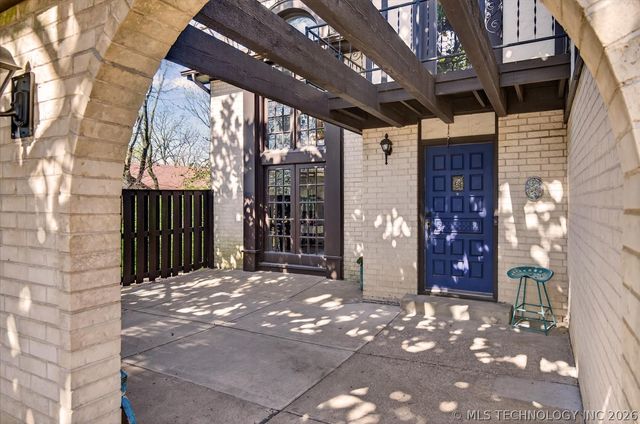 725 Kenwood Drive, Bartlesville, OK 74006