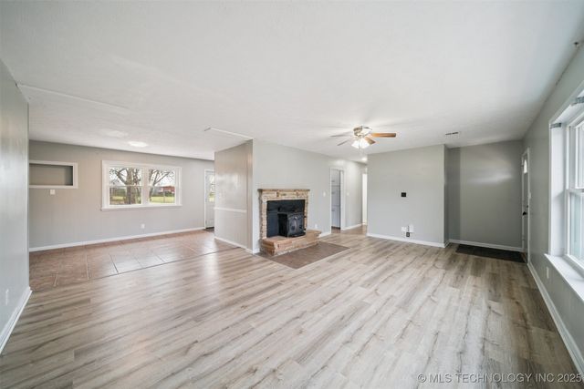 8206 E 530 Road, Claremore, OK 74019