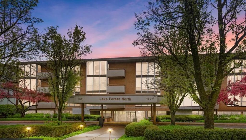 1301 N Western Avenue 231, Lake Forest, IL 60045