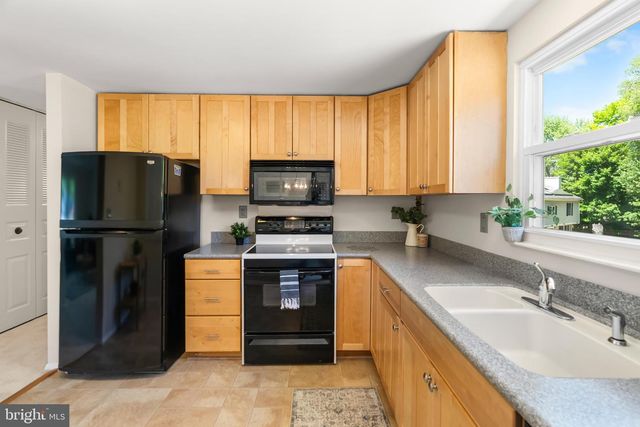 13605 DUHART RD, Germantown, MD 20874