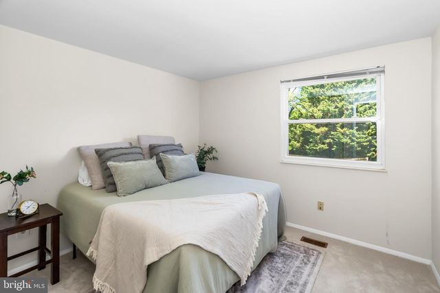 13605 DUHART RD, Germantown, MD 20874