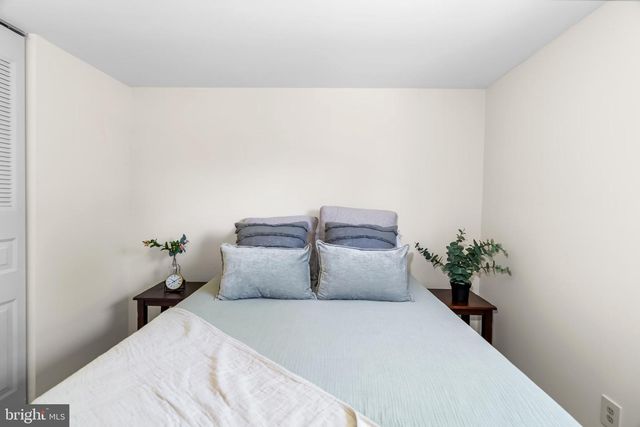 13605 DUHART RD, Germantown, MD 20874