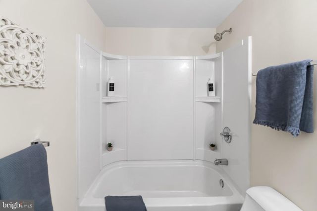 13605 DUHART RD, Germantown, MD 20874