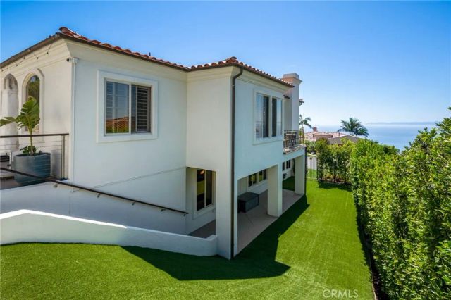 33 Nuvola Court, Rancho Palos Verdes, CA 90275