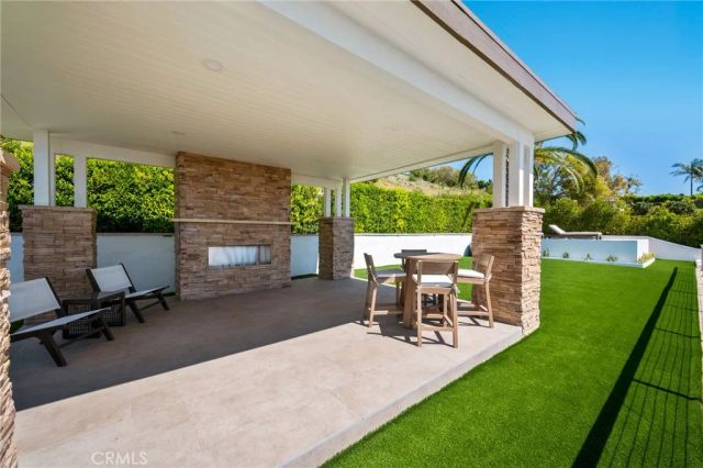 33 Nuvola Court, Rancho Palos Verdes, CA 90275