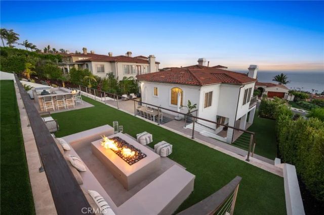 33 Nuvola Court, Rancho Palos Verdes, CA 90275