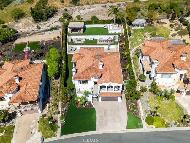33 Nuvola Court, Rancho Palos Verdes, CA 90275