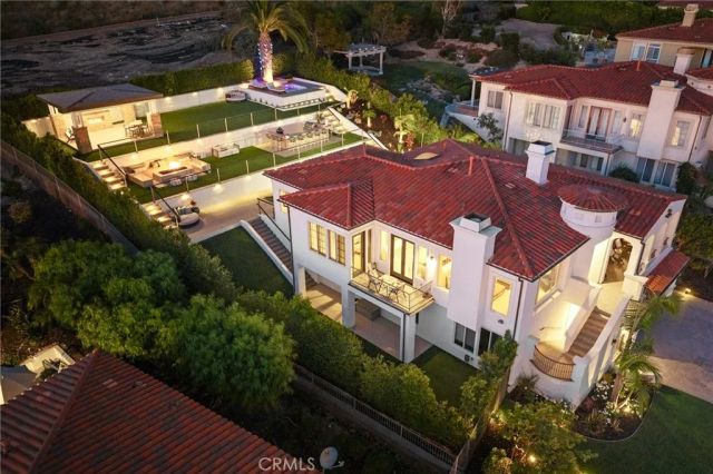 33 Nuvola Court, Rancho Palos Verdes, CA 90275
