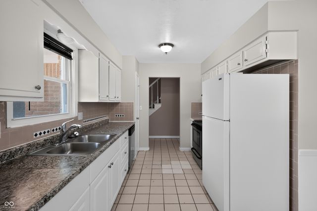 9441 Gemini Drive, Indianapolis, IN 46229