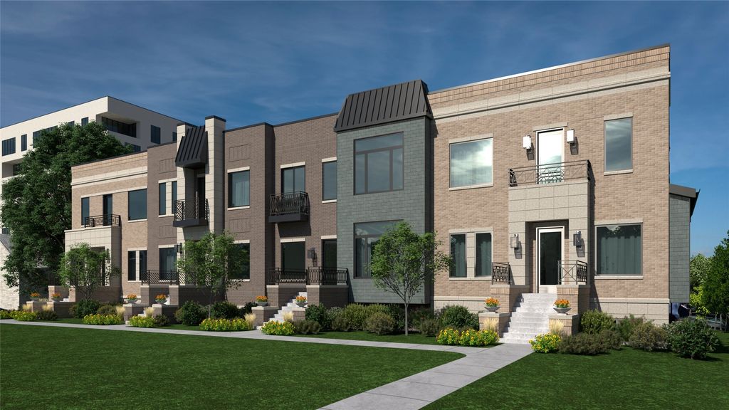 3812 Grand Avenue, Des Moines, IA 50312