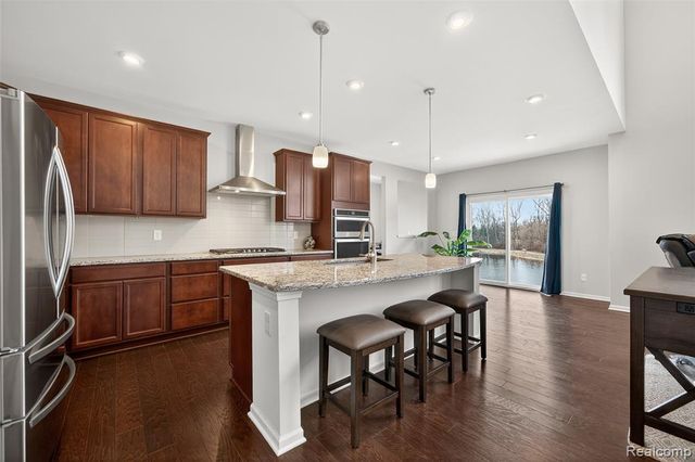 4172 Walcott Drive, Lake Orion, MI 48359