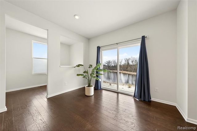 4172 Walcott Drive, Lake Orion, MI 48359