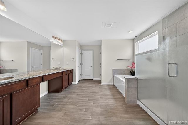 4172 Walcott Drive, Lake Orion, MI 48359