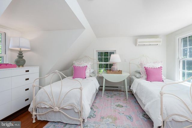 528 MERCER RD, Princeton, NJ 08540