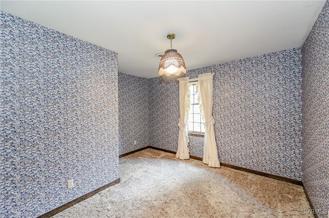 4320 Dunraven Rd, Chesterfield, VA 23236