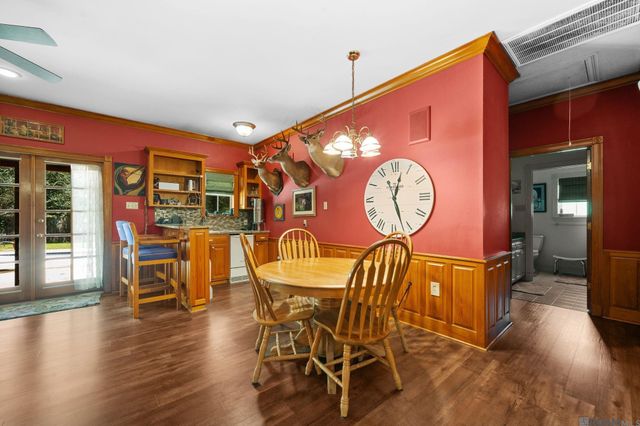 10203 Greenwell Springs Rd, Baton Rouge, LA 70814