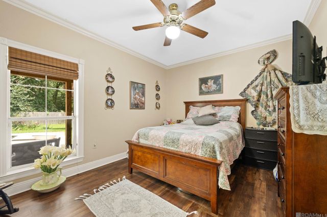 10203 Greenwell Springs Rd, Baton Rouge, LA 70814
