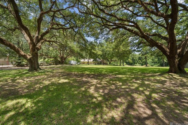 10203 Greenwell Springs Rd, Baton Rouge, LA 70814