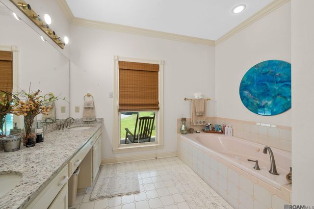 10203 Greenwell Springs Rd, Baton Rouge, LA 70814