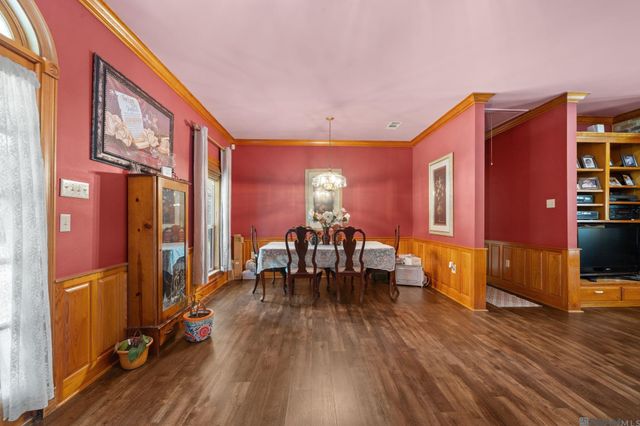 10203 Greenwell Springs Rd, Baton Rouge, LA 70814