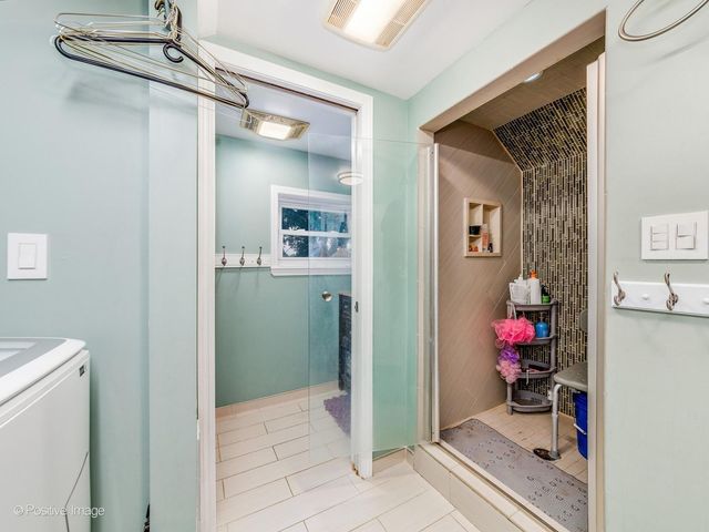 36 E Touhy Avenue, Park Ridge, IL 60068