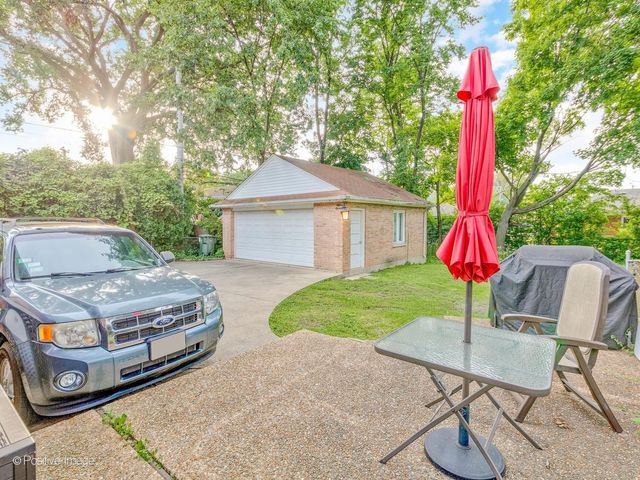 36 E Touhy Avenue, Park Ridge, IL 60068