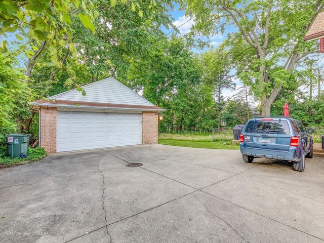 36 E Touhy Avenue, Park Ridge, IL 60068