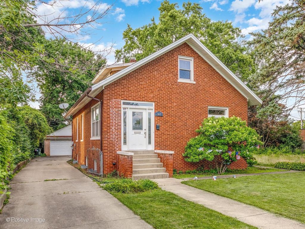 36 E Touhy Avenue, Park Ridge, IL 60068