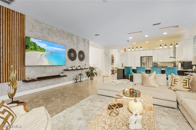 3063 Hudson TER, Naples, FL 34119