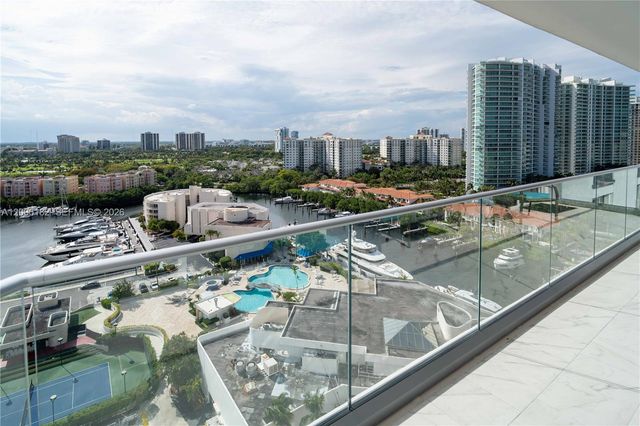19707 Turnberry Way 18C, Aventura, FL 33180